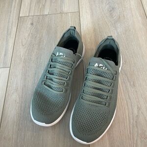 APL Techloom Breeze Green Sneakers